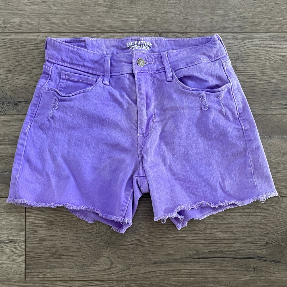 Levi’s signature Jean short